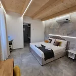 Marla Rooms